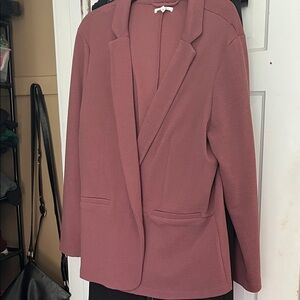 Elegant Women's Blazer in Dusty Rose
